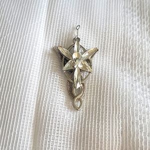 Replica of the Evenstar necklace pendant - Lord of the Rings (Costume Jewelry)